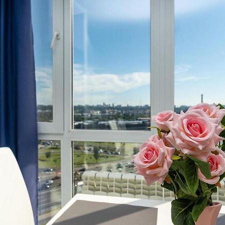 Fashionable Panoramic Apartments Dnieper. Obolon Kiev Esterno foto