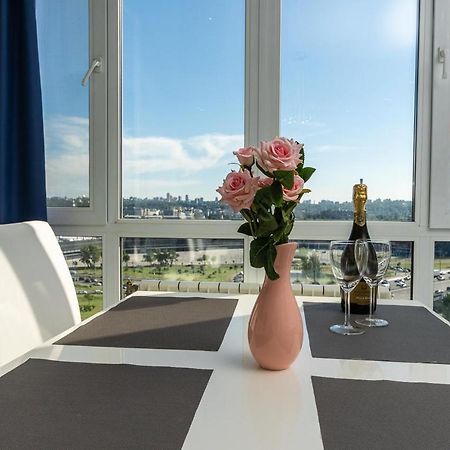 Fashionable Panoramic Apartments Dnieper. Obolon Kiev Esterno foto