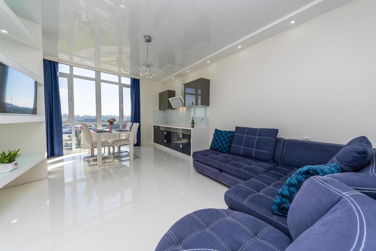 Fashionable Panoramic Apartments Dnieper. Obolon Kiev Esterno foto