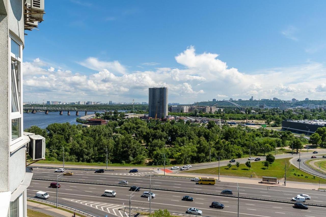 Fashionable Panoramic Apartments Dnieper. Obolon Kiev Esterno foto