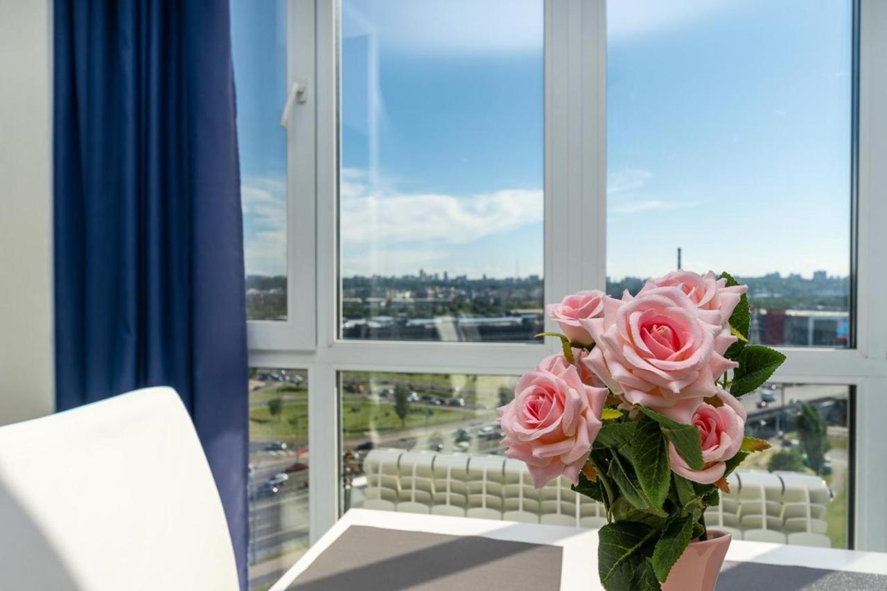 Fashionable Panoramic Apartments Dnieper. Obolon Kiev Esterno foto